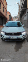 automobiles-vehicules-volkswagen-t-roc-2023-life-nedroma-tlemcen-algerie