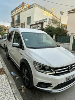 voitures-volkswagen-caddy-2017-alltrack-bordj-bou-arreridj-algerie