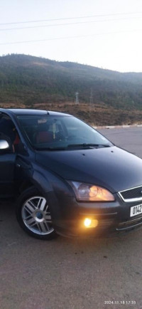 voitures-ford-focus-5-portes-2007-batna-algerie