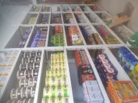 عتاد محل مواد غذائية 