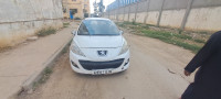 voitures-peugeot-207-2013-mouzaia-blida-algerie