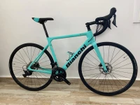 Vélo route carbone Bianchi sprint disc 2022 taille 55