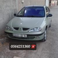 سيارات-renault-megane-1-2000-classique-أقبو-بجاية-الجزائر