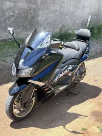 Yamaha T max black 530 2012