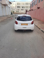 voitures-peugeot-208-2012-allure-setif-algerie