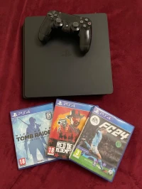 Ps4 slim online etat 10/10 / 3 cd video games