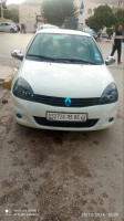 voitures-renault-clio-campus-2013-bye-bouandas-setif-algerie