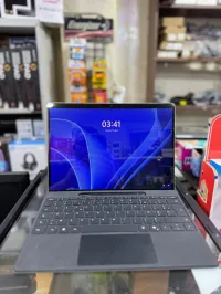 Microsoft surface pro 11 / 32 GB RAM