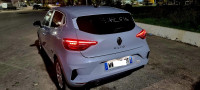 voitures-renault-clio-5-phase-2-2024-annaba-algerie