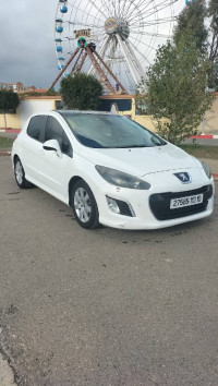 voitures-peugeot-308-2013-sportium-bouira-algerie