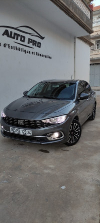 voitures-fiat-tipo-sedan-2023-life-bordj-bou-arreridj-algerie