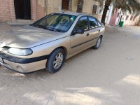 سيارات-رونو-لاقونا-2000-الطيبات-تقرت-الجزائر