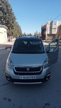 voitures-peugeot-partner-2016-tepee-batna-algerie