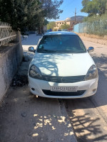 voitures-renault-clio-campus-2013-bye-el-kseur-bejaia-algerie