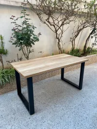 Table industrielle 