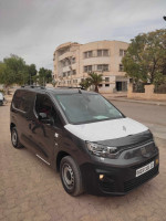 voitures-fiat-doblo-2023-sidi-bel-abbes-algerie