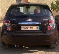 voitures-chevrolet-sonic-hatchback-2014-lt-oran-algerie