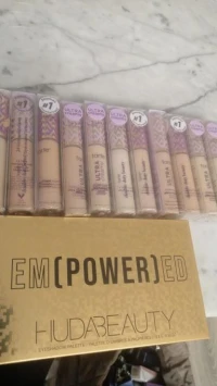 Tarte huda beauty 