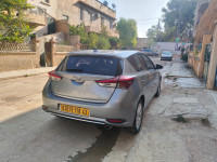 moyenne-berline-toyota-auris-2018-chelghoum-laid-mila-algerie