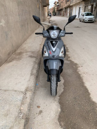 motos-et-scooters-sym-st-2020-biskra-algerie