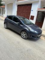 citadine-ford-fiesta-2015-titanium-sedrata-souk-ahras-algerie