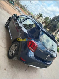 voitures-dacia-sandero-2017-stepway-oran-algerie