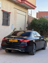 voitures-mercedes-classe-e-2022-e300-ain-oussara-djelfa-algerie