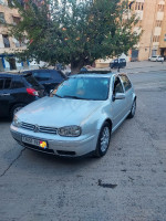 voitures-volkswagen-golf-4-2002-bordj-el-kiffan-alger-algerie