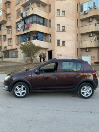 voitures-dacia-sandero-2017-constantine-algerie