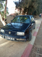 voitures-volkswagen-vento-1993-berrouaghia-medea-algerie