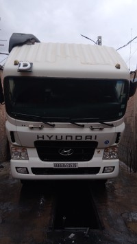 شاحنة-hyundai-hd-450-2015-سعيدة-الجزائر
