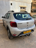 voitures-dacia-sandero-2018-stepway-restylee-oran-algerie