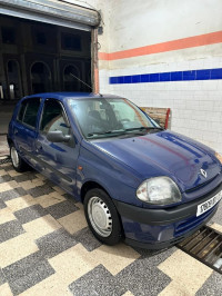 voitures-renault-clio-1-2000-ksar-boukhari-medea-algerie