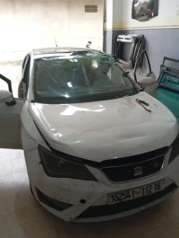 بيع و تركيب زجاج السيارات و الشاحنات و الآليات