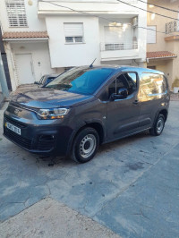 voitures-fiat-doblo-2023-alger-centre-algerie