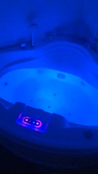 jacuzzi 