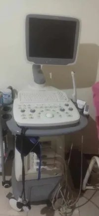 جهاز اكوغرافي خاص بالاطباء 
