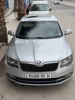 voitures-skoda-superb-2015-bordj-bou-arreridj-algerie