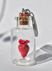 Porte clé HEART IN BOTTEL 