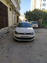 voitures-volkswagen-polo-2013-style-annaba-algerie