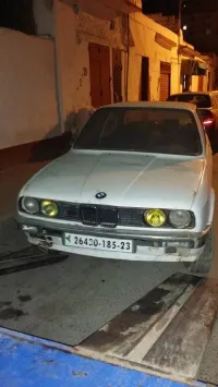 BMW Série 3 1985 