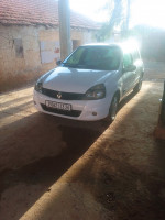 voitures-renault-clio-campus-2013-bye-medea-algerie