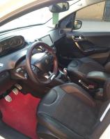 citadine-peugeot-208-2018-gt-line-ain-touta-batna-algerie