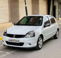 voitures-renault-clio-campus-2012-bye-setif-algerie