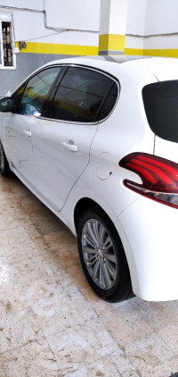 voitures-peugeot-208-2016-allure-birkhadem-alger-algerie