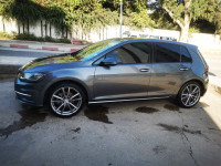 voitures-volkswagen-golf-7-2019-drive-skikda-algerie