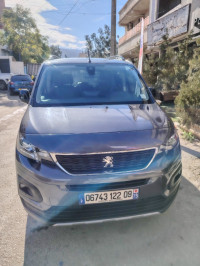 voitures-peugeot-rifter-2022-blida-algerie