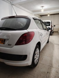 سيارات-peugeot-207-2012-براقي-الجزائر