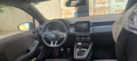 voitures-renault-clio5-rs-line-2023-chlef-algerie