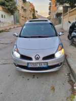 voitures-renault-clio-3-2006-day-end-night-bougaa-setif-algerie